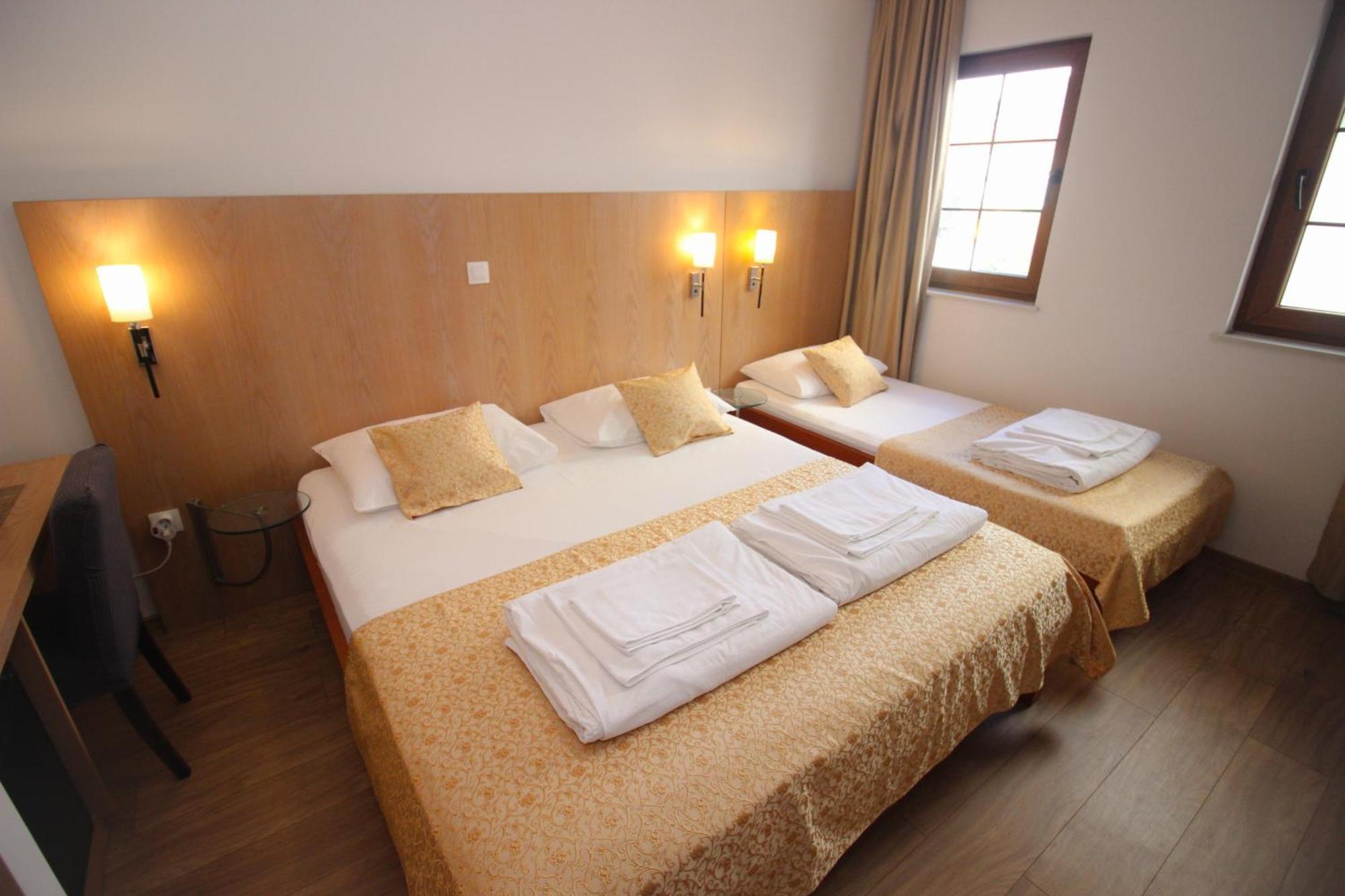 Villa Deny Mostar - With Free Parking Exterior photo