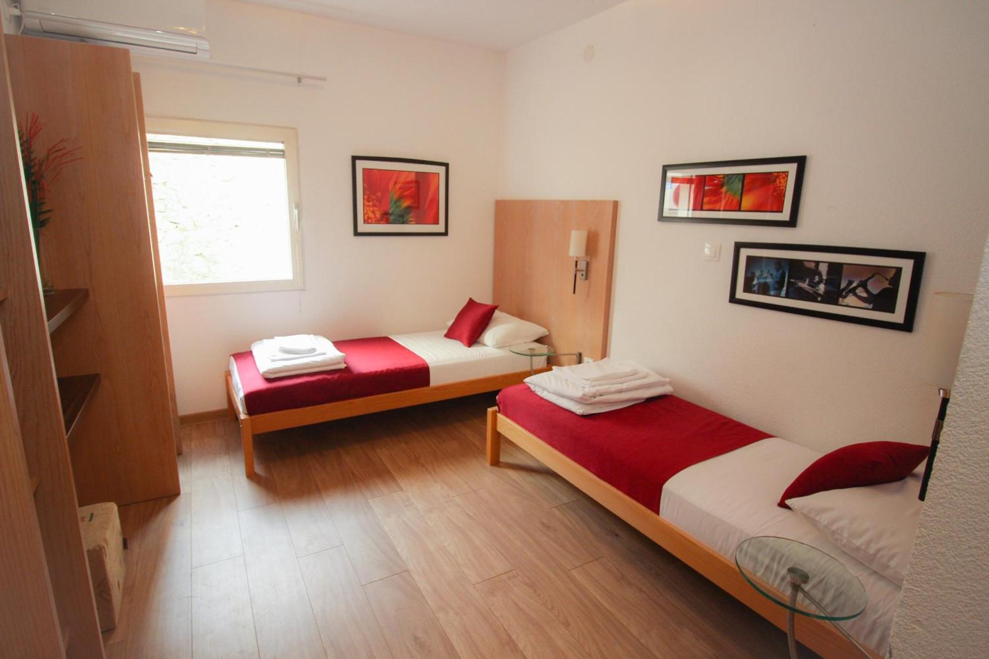 Villa Deny Mostar - With Free Parking Exterior photo